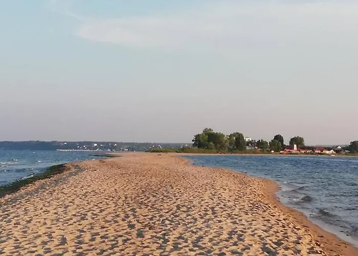 Dom Nad Morzem Witome بيت للعطل *